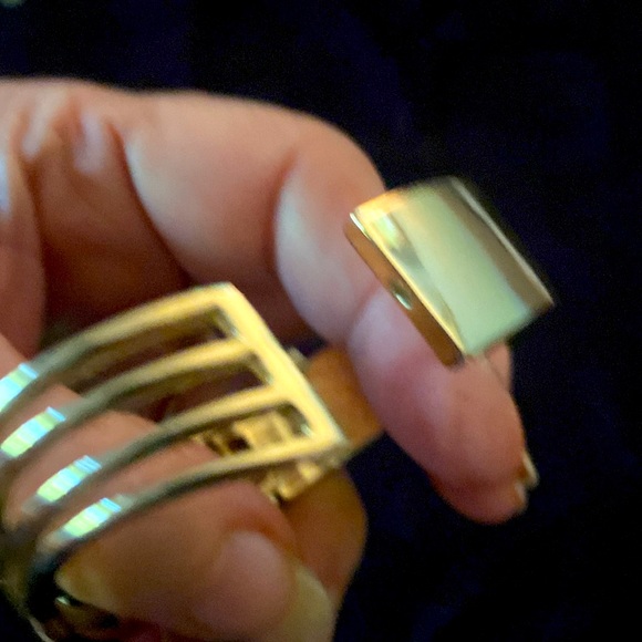 3/$15. Alfani necklace and matching bracelet - Picture 4 of 4